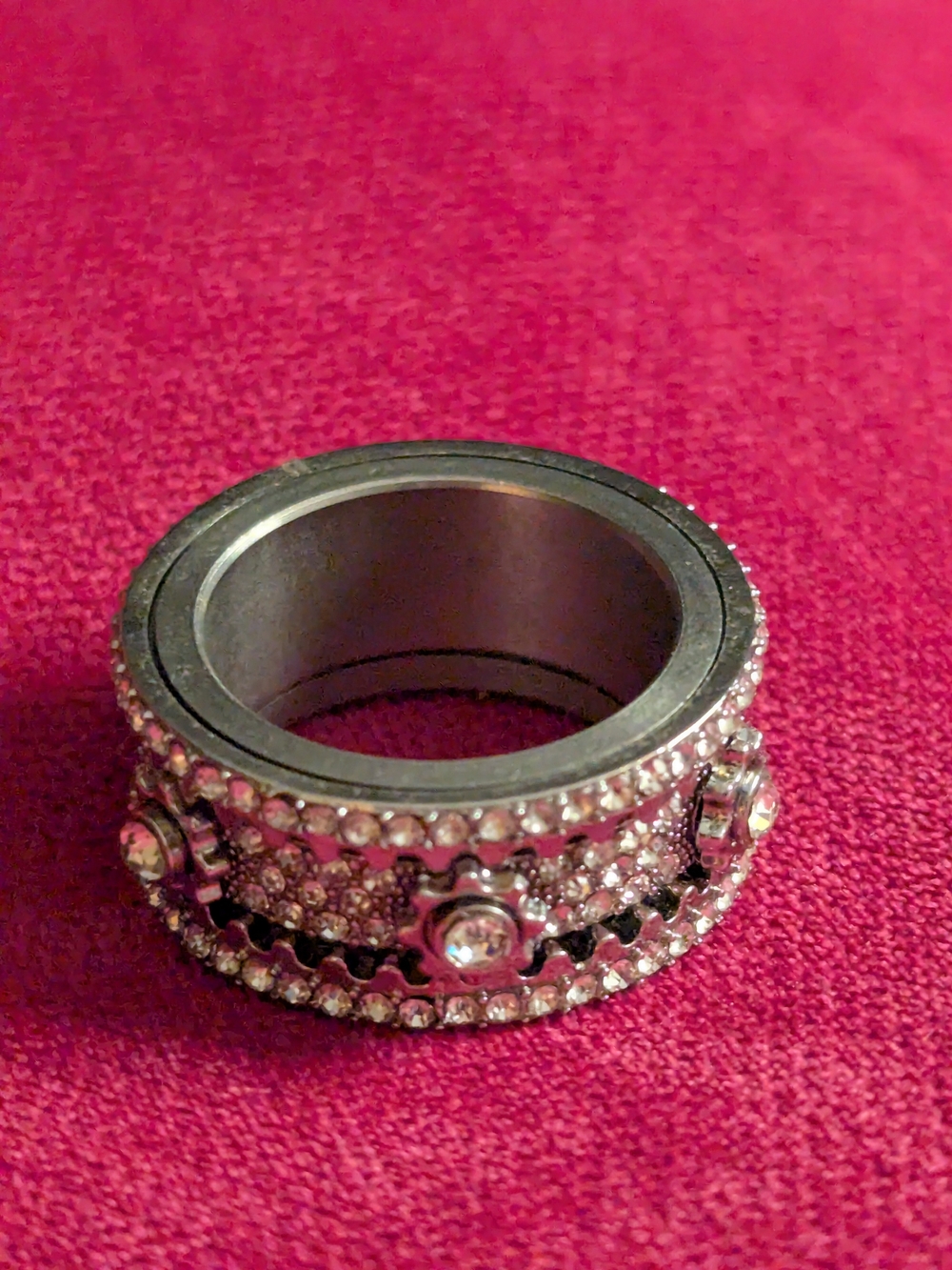 Silver Crystal-Embellished Fashion Ring